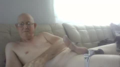 Snapshot of largerthan chatting on 05.22.26 largerthan- say hi on entry online show from 05.22.26