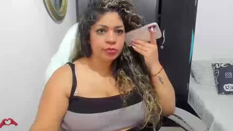 Snapshot of laris_park chatting on 03.12.26 laris_park online show from 03.12.26