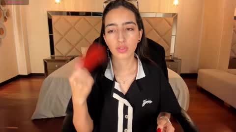 Larisa Smirnov online show from 01.09.26