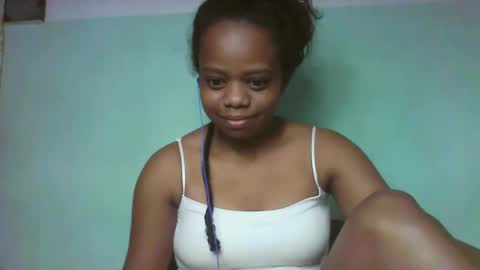 larissa645771 online show from 09.30.25