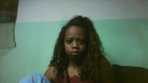 larissa645771 online show from 10.04.25