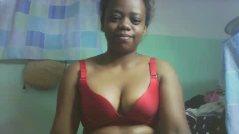 larissa645771 online show from 11.16.25