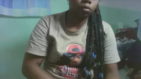 larissa645771 online show from 11.24.25