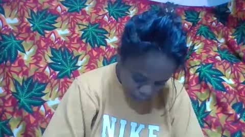 Snapshot of larissa645771 chatting on 05.28.26 larissa645771 online show from 05.28.26
