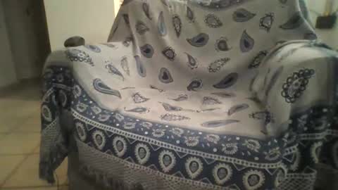 Snapshot of larop49 chatting on 02.02.26 Larop49 online show from 02.02.26