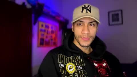 Snapshot of larry_jones chatting on 12.07.24 andrew online show from 12.07.24