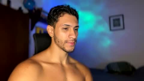 Snapshot of larry_jones chatting on 12.11.24 andrew online show from 12.11.24