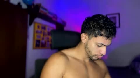 Snapshot of larry_jones chatting on 12.12.24 andrew online show from 12.12.24