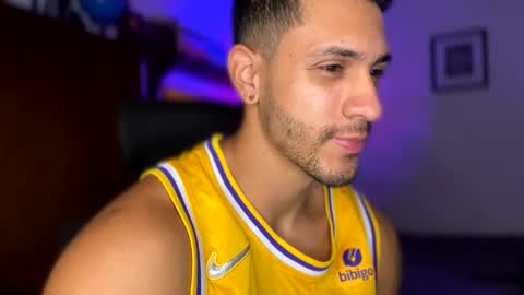 Snapshot of larry_jones chatting on 12.26.24 andrew online show from 12.26.24