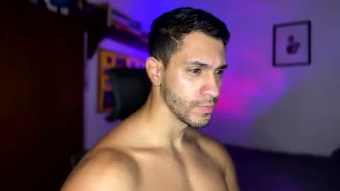 Snapshot of larry_jones chatting on 01.08.25 andrew online show from 01.08.25