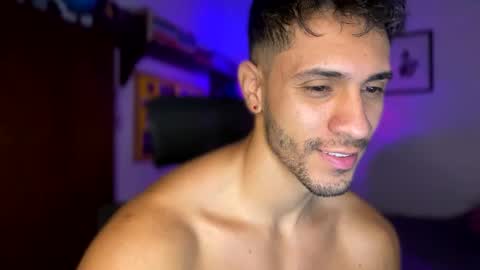 Snapshot of larry_jones chatting on 01.10.25 andrew online show from 01.10.25