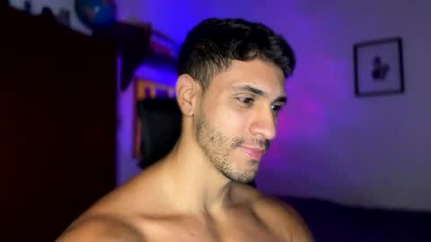 Snapshot of larry_jones chatting on 01.22.25 andrew online show from 01.22.25