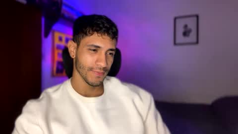 Snapshot of larry_jones chatting on 01.23.25 andrew online show from 01.23.25