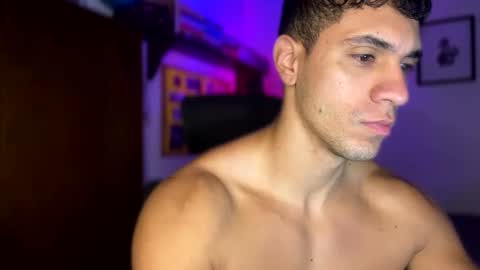 Snapshot of larry_jones chatting on 02.12.25 andrew online show from 02.12.25