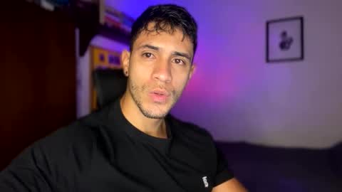 Snapshot of larry_jones chatting on 03.08.25 andrew online show from 03.08.25