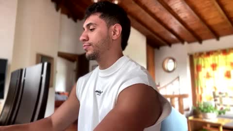 Snapshot of larry_jones chatting on 03.10.25 andrew online show from 03.10.25