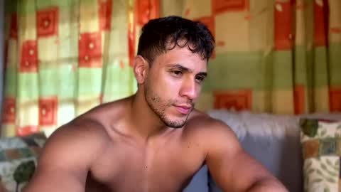 Snapshot of larry_jones chatting on 03.11.25 andrew online show from 03.11.25