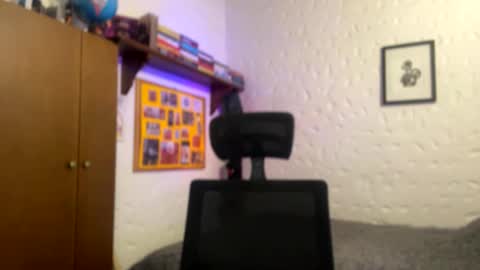 Snapshot of larry_jones chatting on 03.12.25 andrew online show from 03.12.25