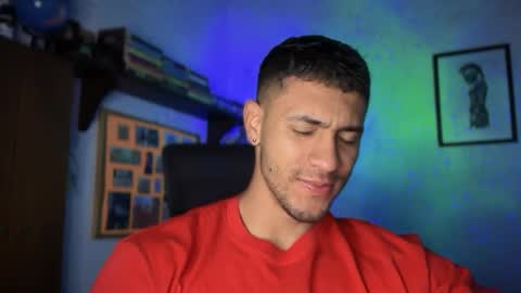 Snapshot of larry_jones chatting on 09.19.25 andrew online show from 09.19.25