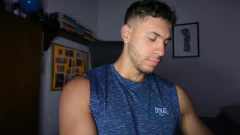 Snapshot of larry_jones chatting on 10.02.25 andrew online show from 10.02.25