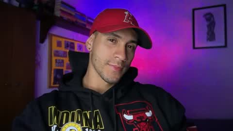 Snapshot of larry_jones chatting on 10.10.25 andrew online show from 10.10.25