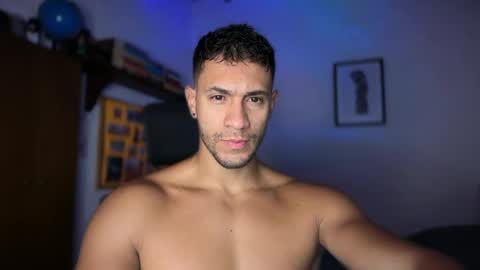 Snapshot of larry_jones chatting on 10.14.25 andrew online show from 10.14.25