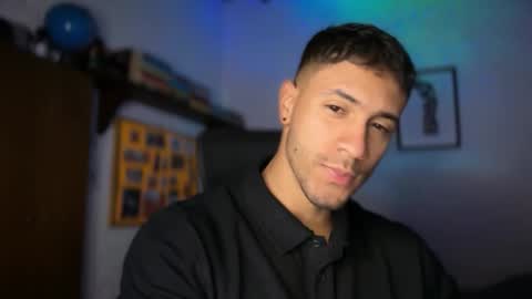 Snapshot of larry_jones chatting on 10.16.25 andrew online show from 10.16.25