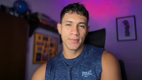 Snapshot of larry_jones chatting on 10.23.25 andrew online show from 10.23.25