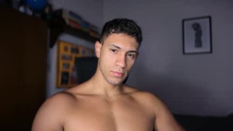 Snapshot of larry_jones chatting on 10.24.25 andrew online show from 10.24.25