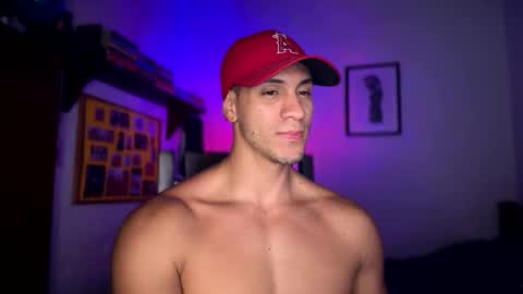 Snapshot of larry_jones chatting on 10.27.25 andrew online show from 10.27.25