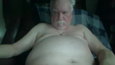 Snapshot of larryw01 chatting on 02.10.26 larryw01 online show from 02.10.26