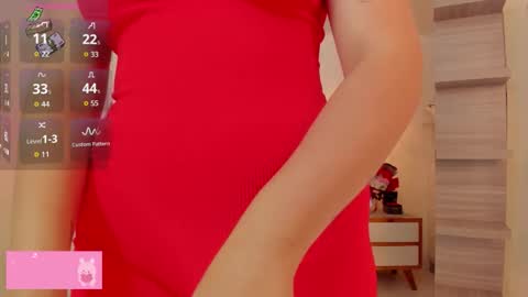Snapshot of larsonmia chatting on 03.12.26 MIA online show from 03.12.26