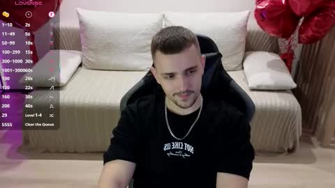 Lars online show from 11.18.25