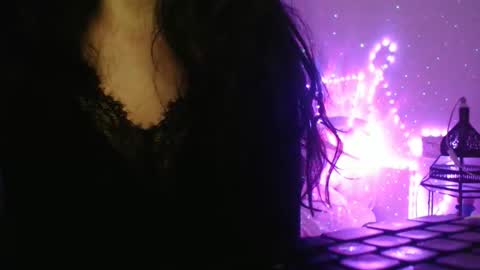 Auri online show from 02.17.26