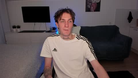 Snapshot of lastnight4you chatting on 01.02.25 acie online show from 01.02.25