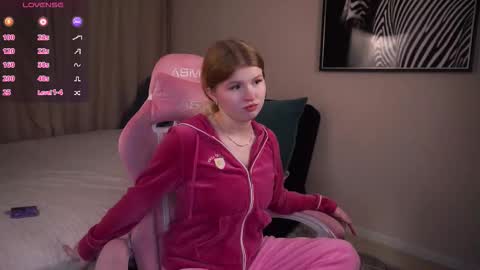 Snapshot of latanyabarthel chatting on 11.02.25 Jay online show from 11.02.25