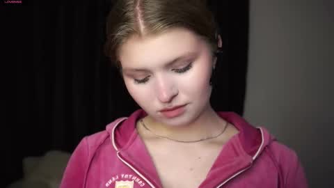 Snapshot of latanyabarthel chatting on 11.27.25 Jay online show from 11.27.25