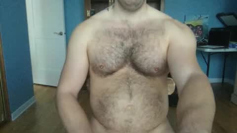 Snapshot of latenightlunch chatting on 12.05.25 Latenightlunch online show from 12.05.25