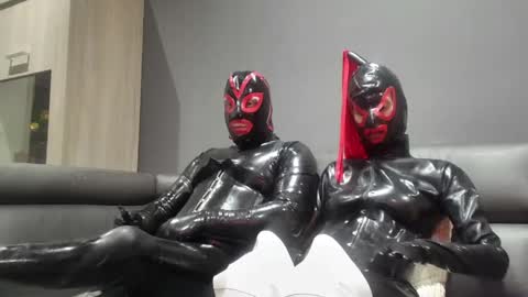 Snapshot of latexboy1986 chatting on 05.30.26 latex boy 38 online show from 05.30.26