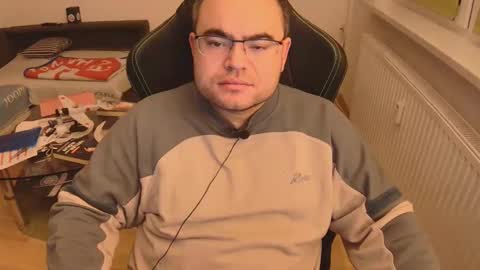 Snapshot of latexboy893 chatting on 11.23.25 latexboy893 online show from 11.23.25