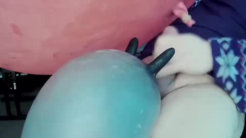 latexchris77 online show from 03.06.25