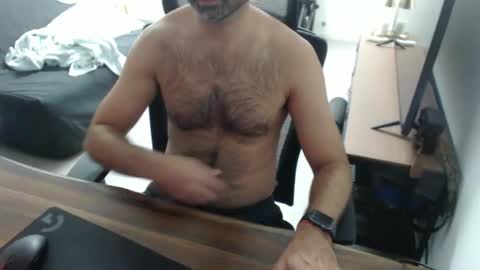 Snapshot of latexdave84 chatting on 04.21.26 latexdave84 online show from 04.21.26