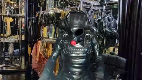 Snapshot of latexlover202 chatting on 02.02.25 latexlover202 online show from 02.02.25