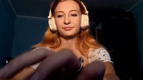 Snapshot of laticiacalicutt chatting on 10.12.25 Amelia online show from 10.12.25