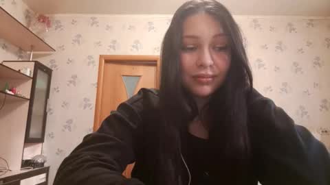 Snapshot of laticialoughry chatting on 10.29.25 Amelia online show from 10.29.25