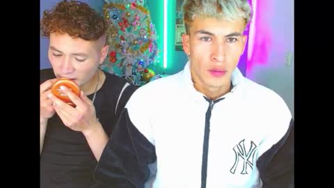 Snapshot of latin_boysxxx_ chatting on 11.08.25 latin_boysxxx_ online show from 11.08.25