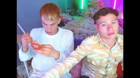 Snapshot of latin_boysxxx_ chatting on 12.17.25 latin_boysxxx_ online show from 12.17.25