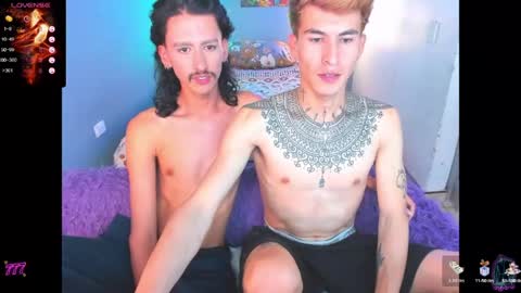 Snapshot of latin_boysxxx_ chatting on 04.22.26 latin_boysxxx_ online show from 04.22.26