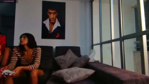 Snapshot of latin_couple77 chatting on 01.10.25 Sara y Andy online show from 01.10.25