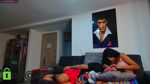 Snapshot of latin_couple77 chatting on 02.11.25 Sara y Andy online show from 02.11.25